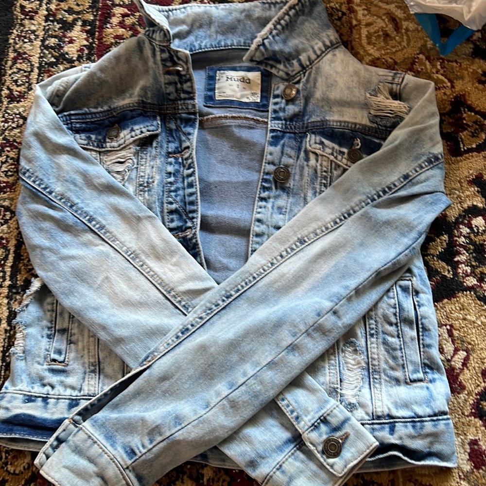 cute whitewashed jean jacket